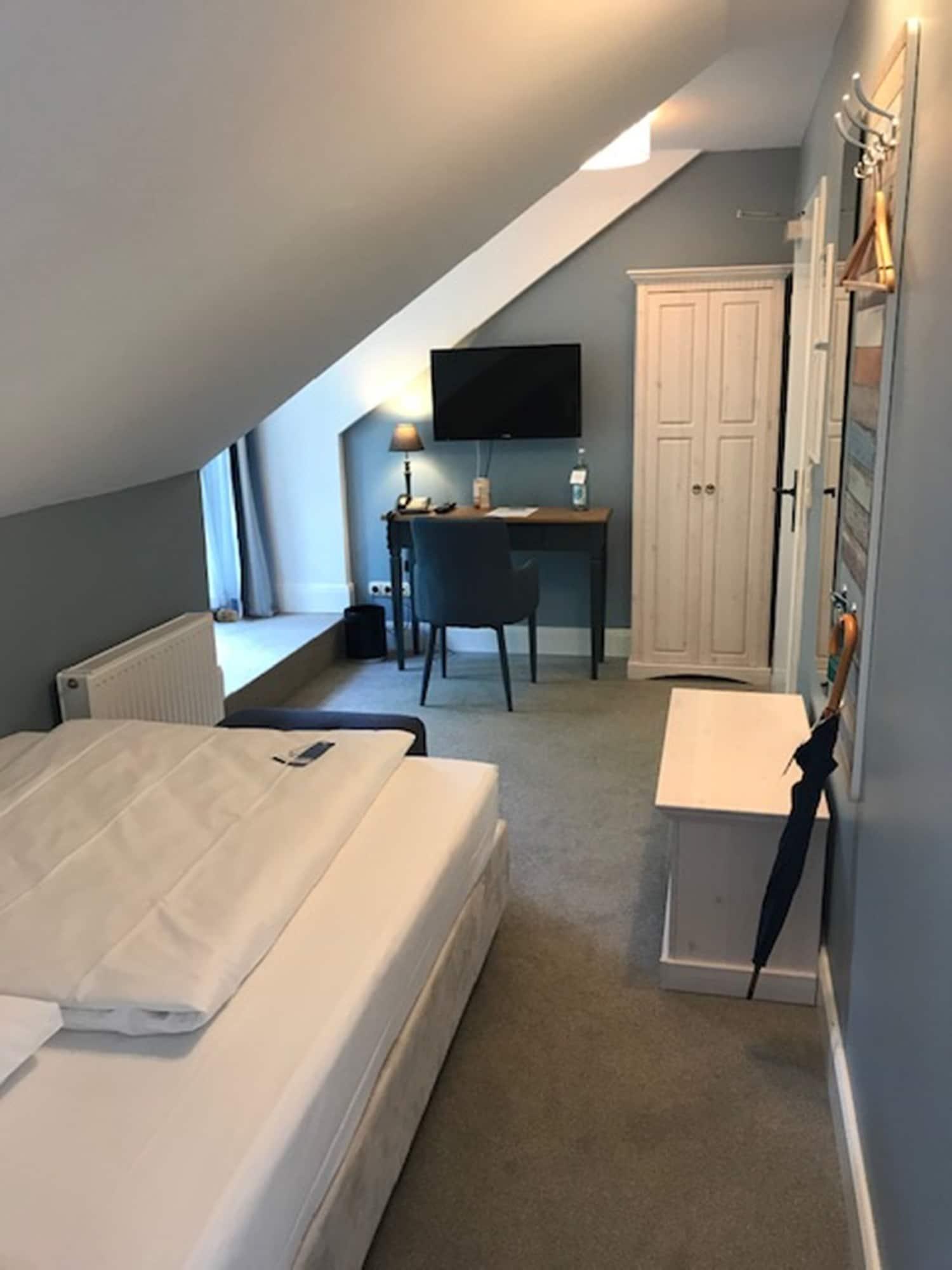 Kleinhuis Mellingburger Schleuse Hotel